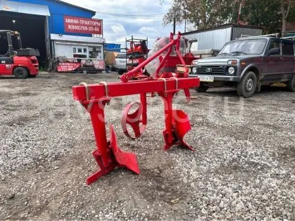 Плуг двухкорпусный 1l-220